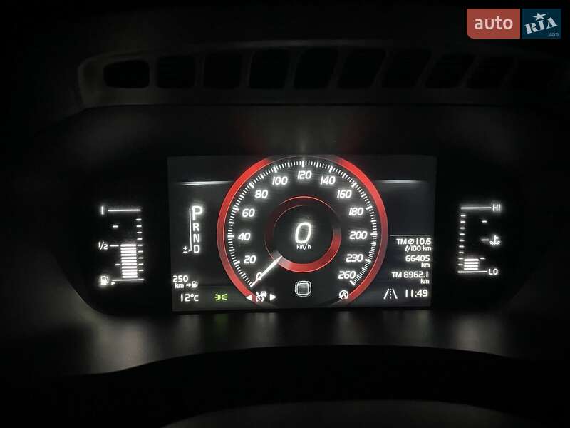 Позашляховик / Кросовер Volvo XC90 2017 в Києві