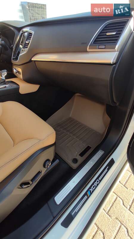 Внедорожник / Кроссовер Volvo XC90 2015 в Житомире