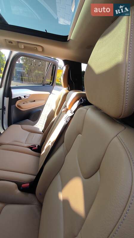 Внедорожник / Кроссовер Volvo XC90 2015 в Житомире
