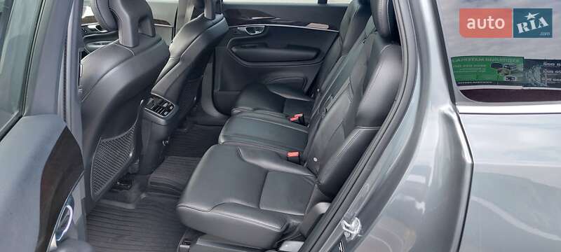 Позашляховик / Кросовер Volvo XC90 2016 в Києві