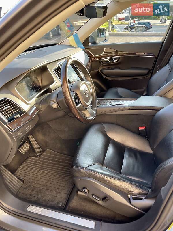 Внедорожник / Кроссовер Volvo XC90 2016 в Ровно фото 6 Внедорожник / Кроссовер Volvo XC90 2016 в Ровно