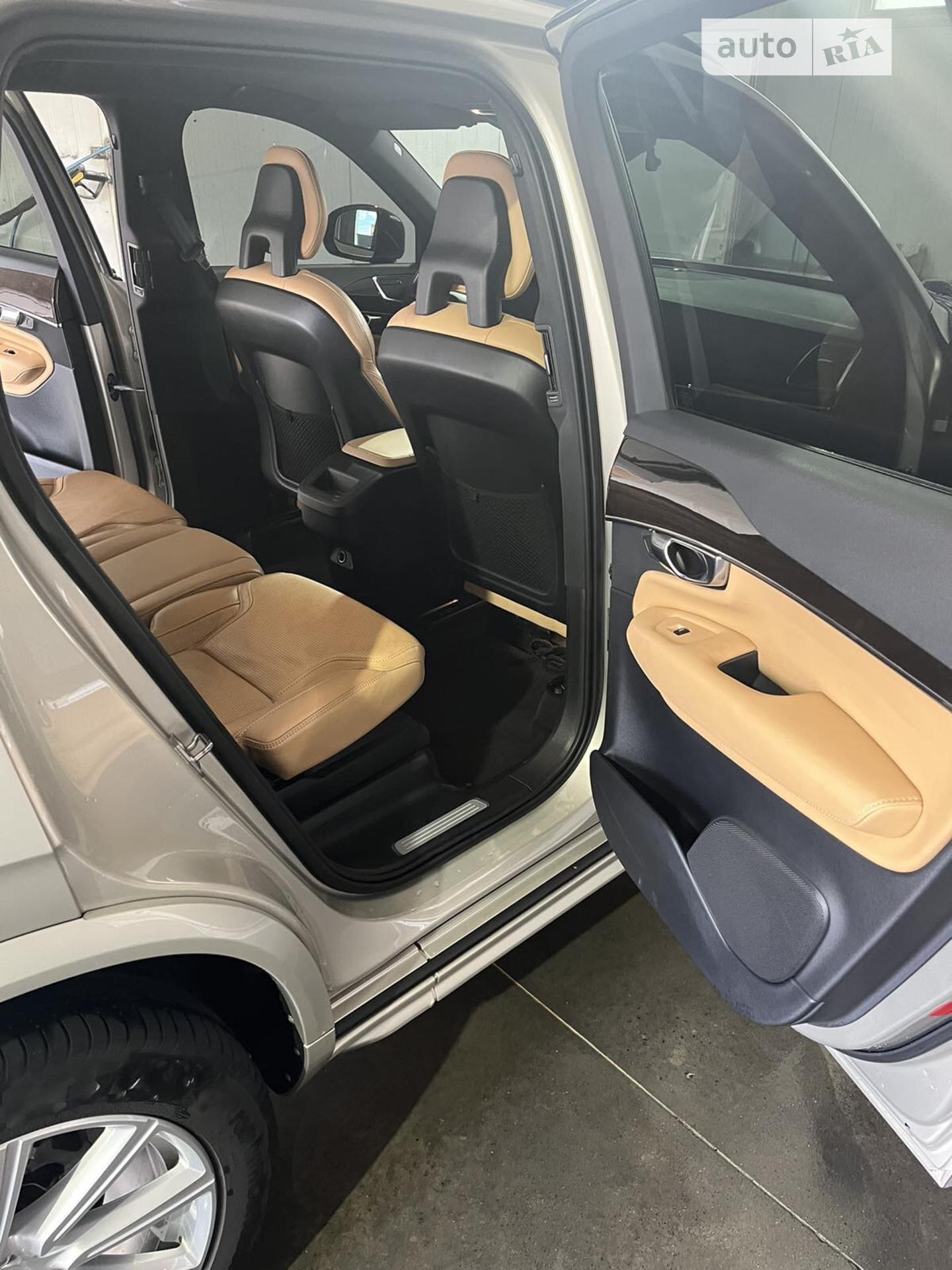 2017 Volvo XC90 - мініатюра 13