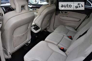 Внедорожник / Кроссовер Volvo XC90 2015 в 