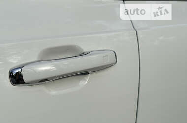 Внедорожник / Кроссовер Volvo XC90 2020 в 