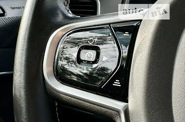 Внедорожник / Кроссовер Volvo XC90 2020 в 
