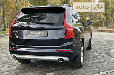 Внедорожник / Кроссовер Volvo XC90 2018 в 