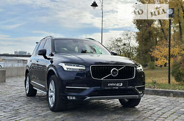 Внедорожник / Кроссовер Volvo XC90 2018 в 
