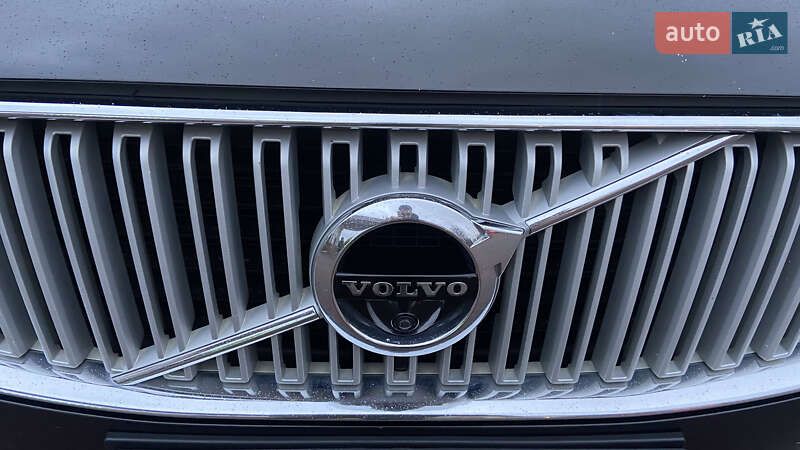 Внедорожник / Кроссовер Volvo XC90 2015 в Киеве