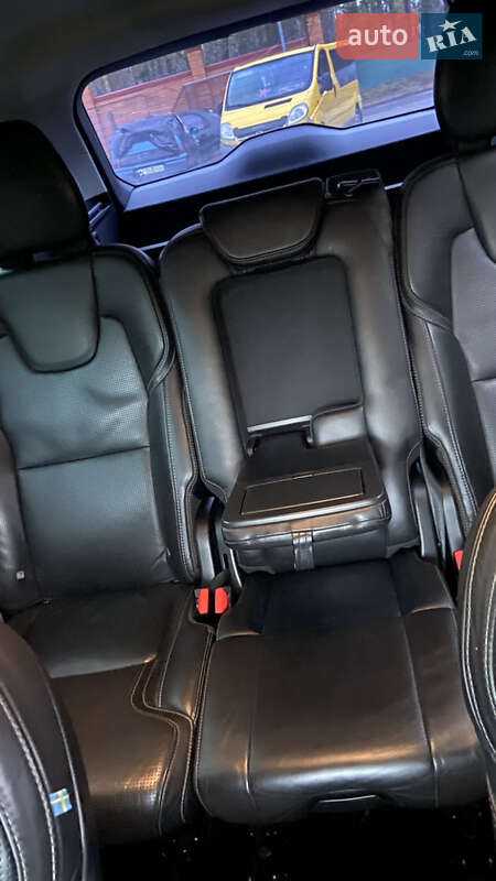 Внедорожник / Кроссовер Volvo XC90 2015 в Киеве