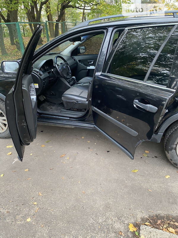 Внедорожник / Кроссовер Volvo XC90 2005 в Львове