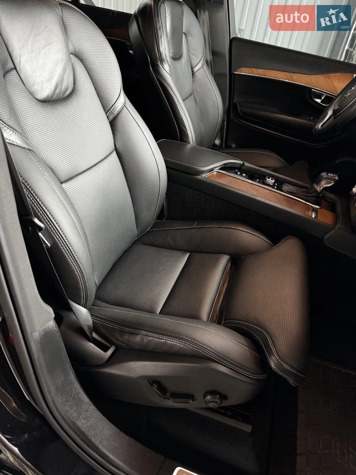 2017 Volvo XC90 - мініатюра 14