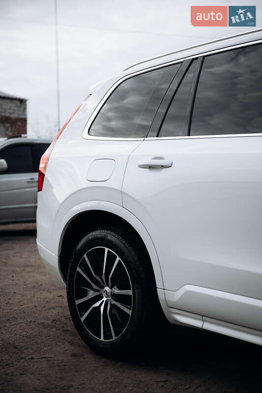 Позашляховик / Кросовер Volvo XC90 2019 в Києві