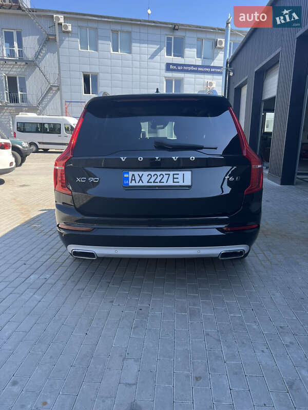 Внедорожник / Кроссовер Volvo XC90 2015 в Полтаве