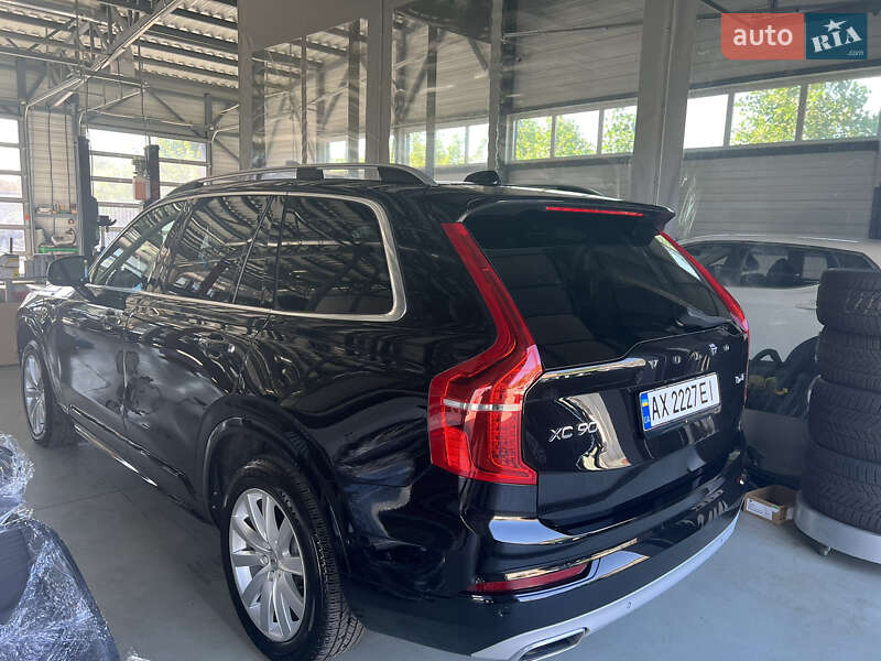 Внедорожник / Кроссовер Volvo XC90 2015 в Полтаве