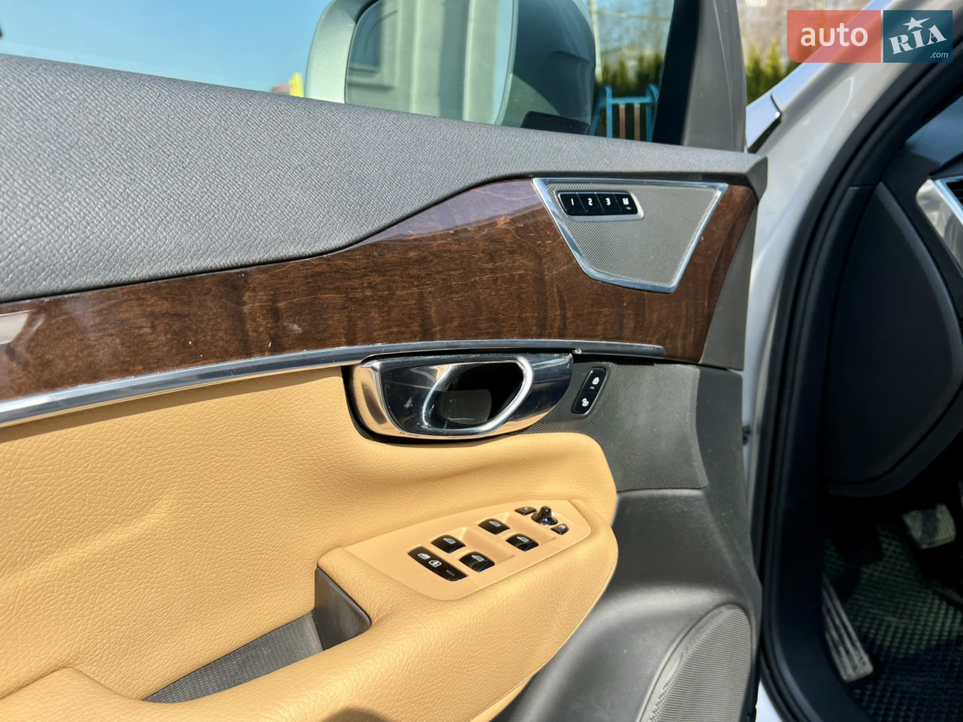 2016 Volvo XC90 - мініатюра 9