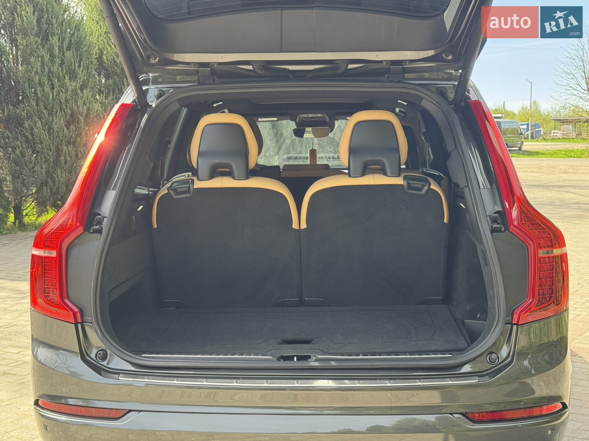 2017 Volvo XC90 - мініатюра 10