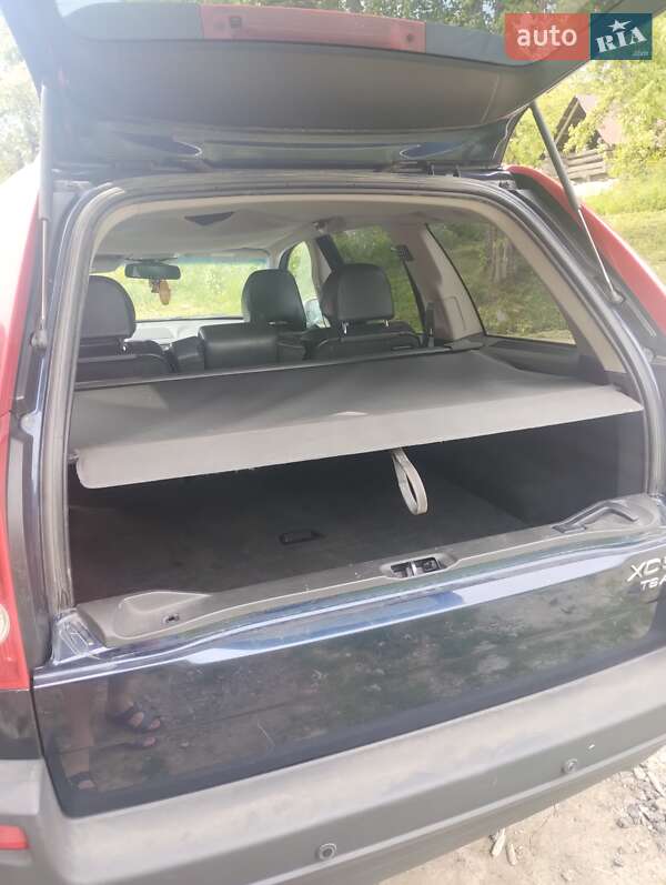 Внедорожник / Кроссовер Volvo XC90 2003 в Ужгороде