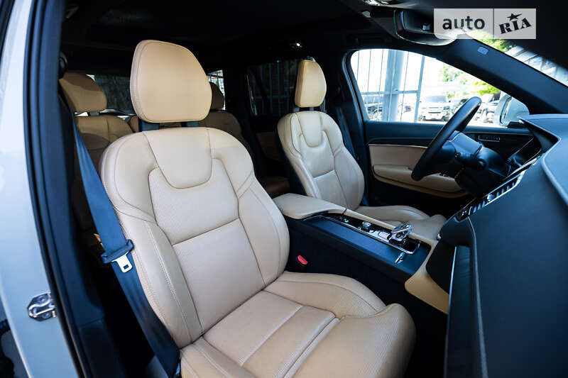 Позашляховик / Кросовер Volvo XC90 2021 в Києві