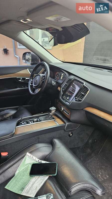 Позашляховик / Кросовер Volvo XC90 2016 в Івано-Франківську