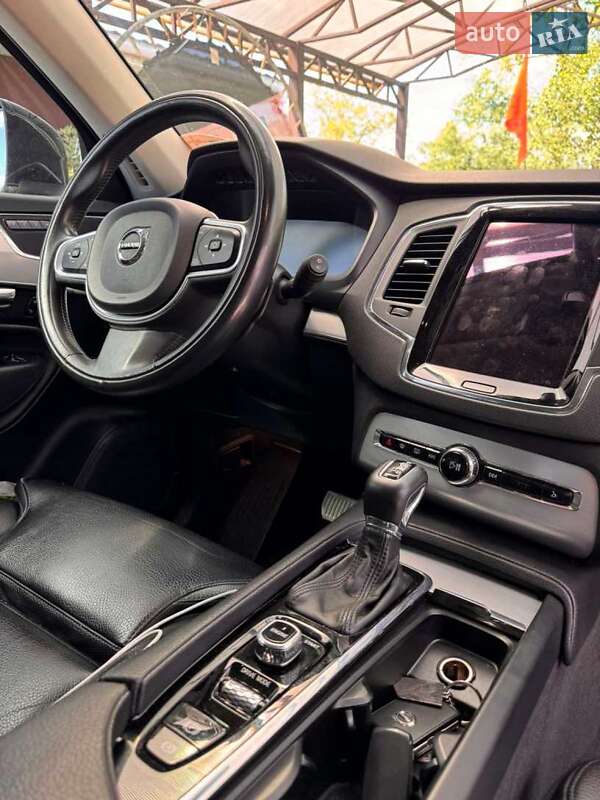 Позашляховик / Кросовер Volvo XC90 2015 в Києві