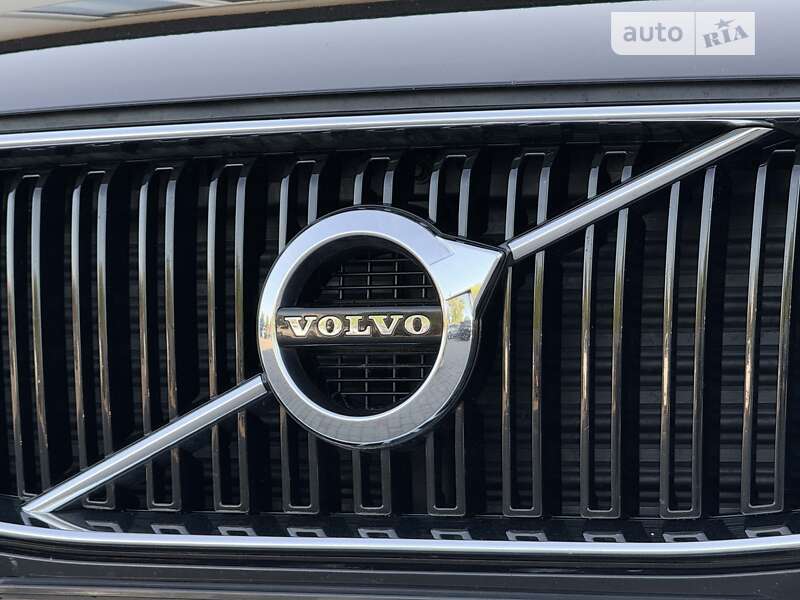 Позашляховик / Кросовер Volvo XC90 2016 в Луцьку