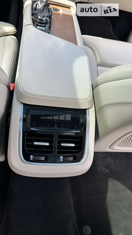 Внедорожник / Кроссовер Volvo XC90 2018 в Волочиске фото 15 Внедорожник / Кроссовер Volvo XC90 2018 в Волочиске