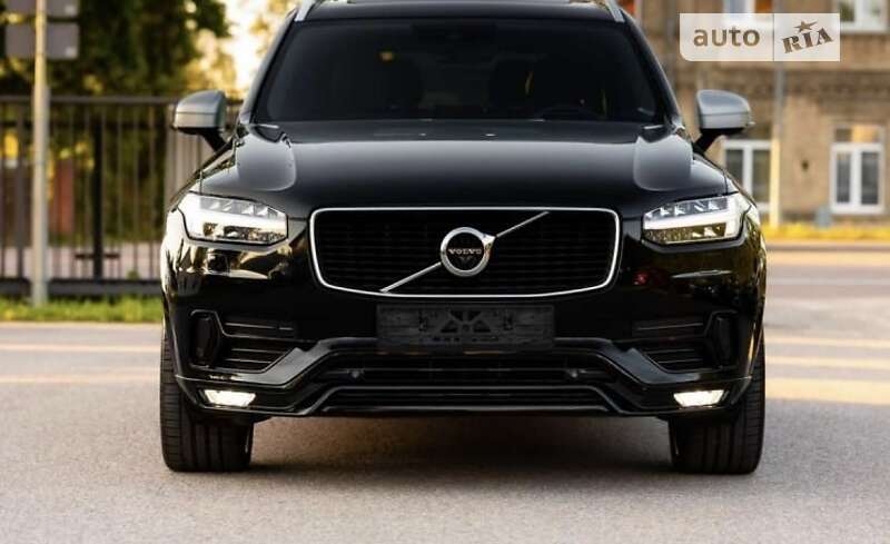 Volvo XC90 2019