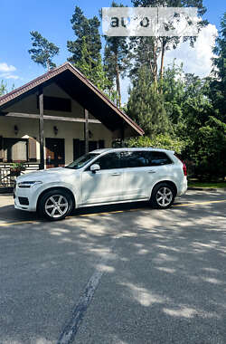 Внедорожник / Кроссовер Volvo XC90 2019 в Киеве