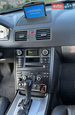 Внедорожник / Кроссовер Volvo XC90 2010 в 