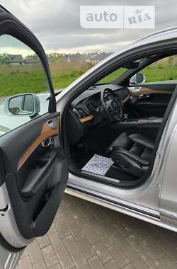 Позашляховик / Кросовер Volvo XC90 2017 в 