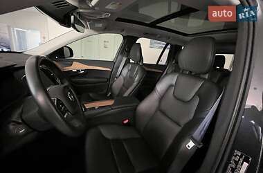 Внедорожник / Кроссовер Volvo XC90 2021 в 