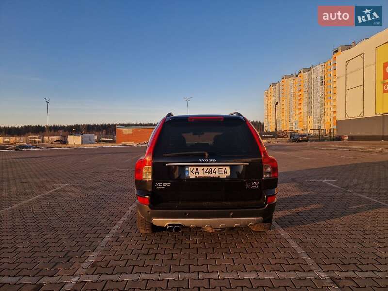 Внедорожник / Кроссовер Volvo XC90 2007 в Киеве