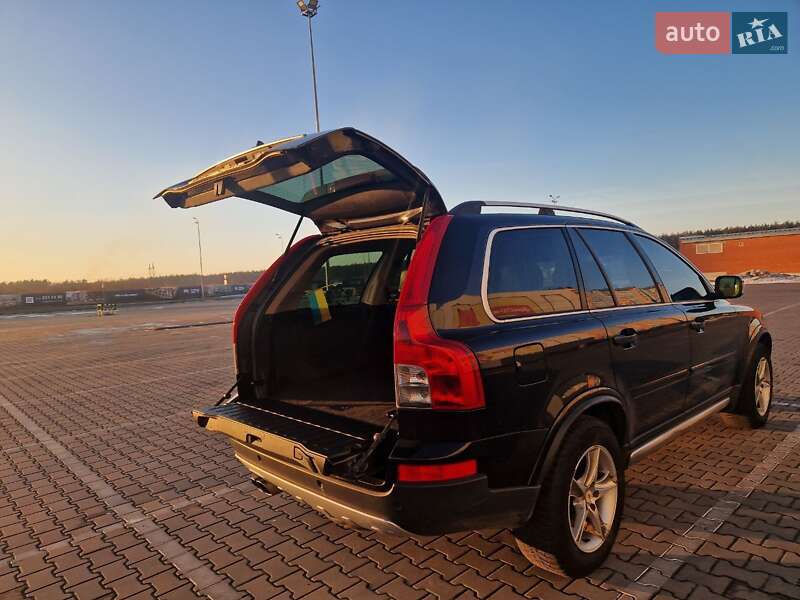 Внедорожник / Кроссовер Volvo XC90 2007 в Киеве