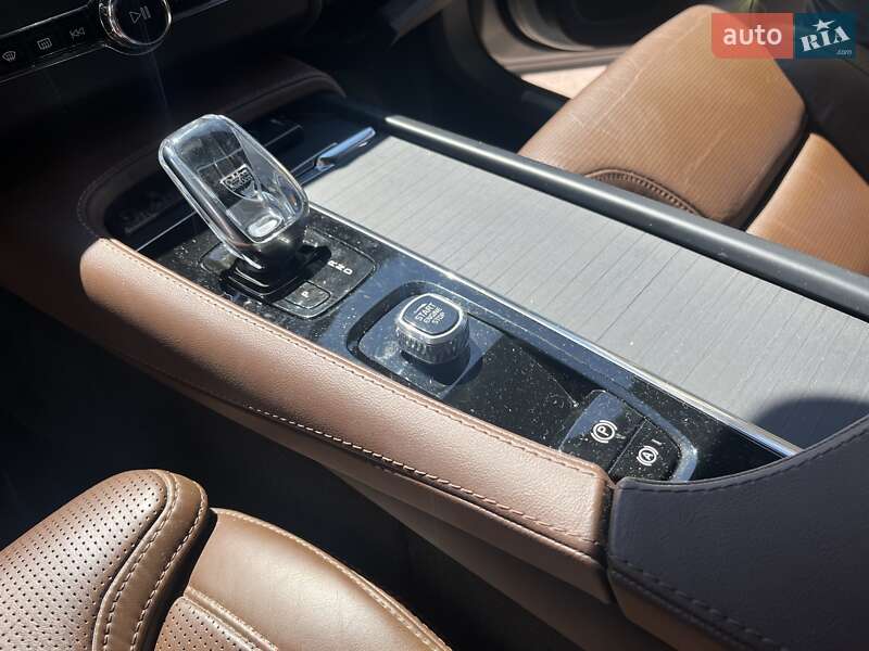 Позашляховик / Кросовер Volvo XC90 2022 в Житомирі