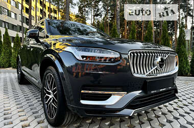 Внедорожник / Кроссовер Volvo XC90 2021 в Киеве