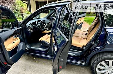 Позашляховик / Кросовер Volvo XC90 2019 в 