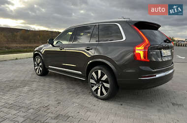 Внедорожник / Кроссовер Volvo XC90 2022 в Киеве