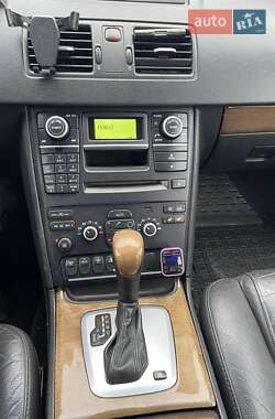 Внедорожник / Кроссовер Volvo XC90 2011 в 