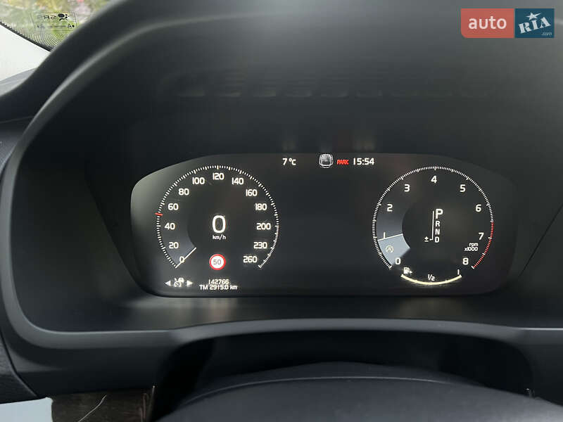 Внедорожник / Кроссовер Volvo XC90 2015 в Полтаве