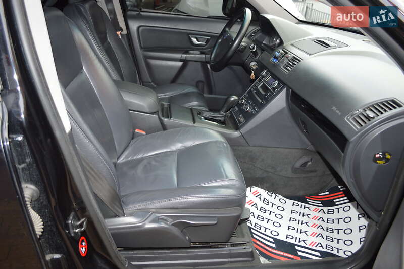 Внедорожник / Кроссовер Volvo XC90 2013 в Львове