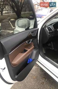 Внедорожник / Кроссовер Volvo XC90 2018 в 