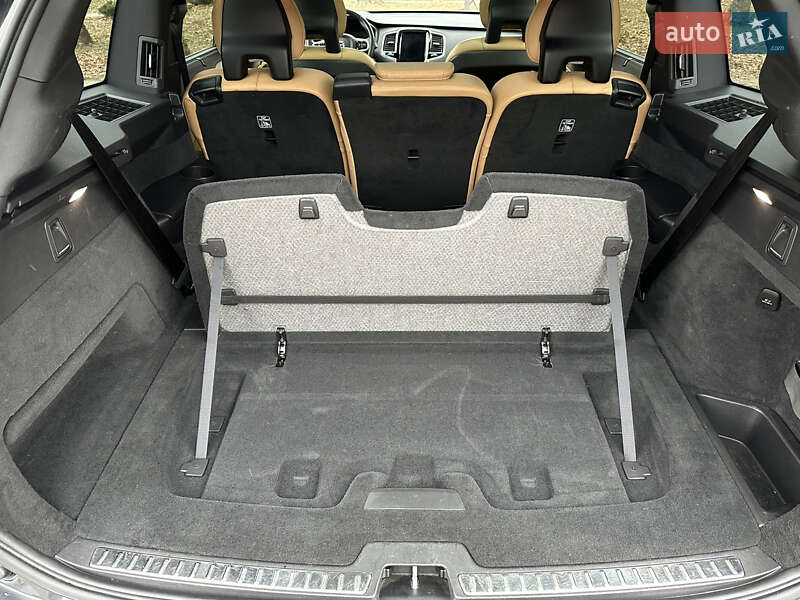 Позашляховик / Кросовер Volvo XC90 2017 в Києві