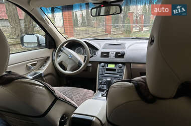 Внедорожник / Кроссовер Volvo XC90 2011 в 