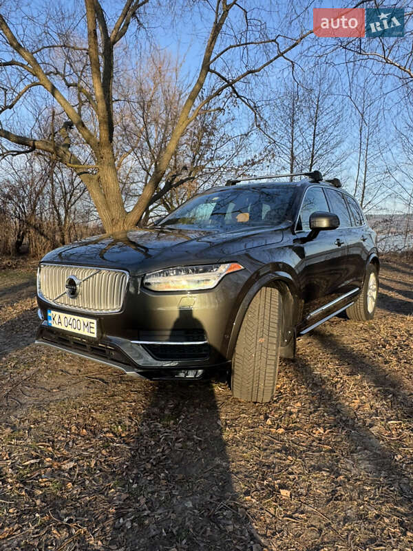Внедорожник / Кроссовер Volvo XC90 2017 в 