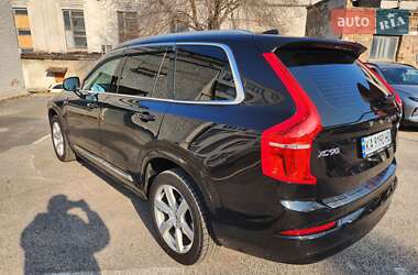 Внедорожник / Кроссовер Volvo XC90 2022 в Киеве