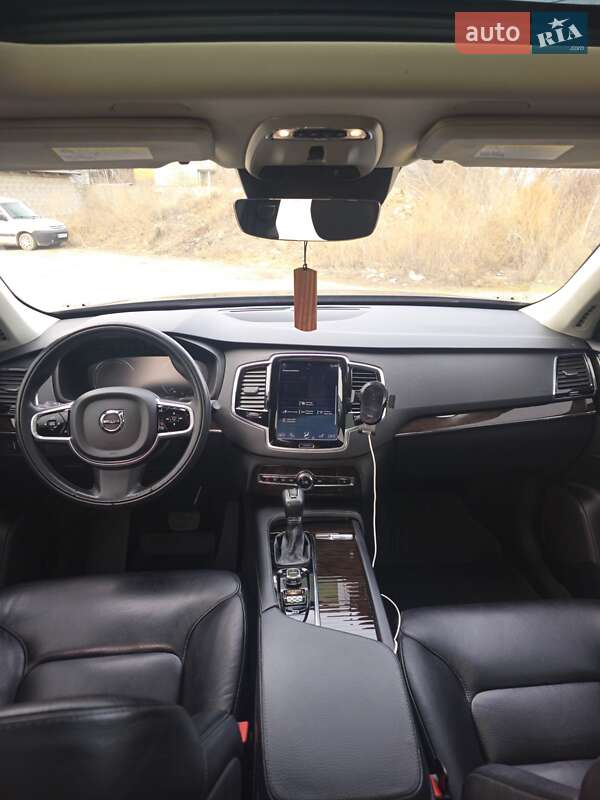 Внедорожник / Кроссовер Volvo XC90 2016 в Тернополе