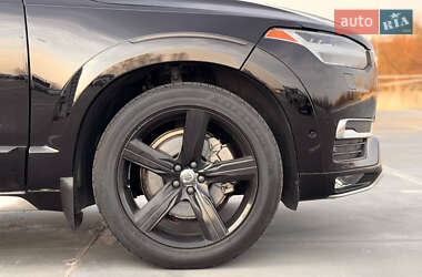 Позашляховик / Кросовер Volvo XC90 2015 в 