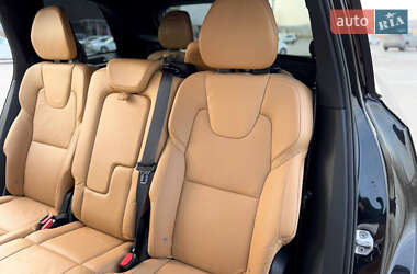 Позашляховик / Кросовер Volvo XC90 2015 в 