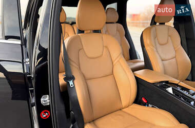Позашляховик / Кросовер Volvo XC90 2015 в 