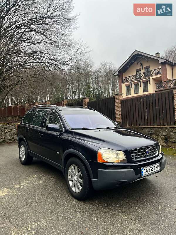 Volvo XC90 2004